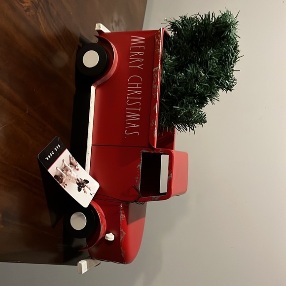 Rae Dunn Tin MERRY CHRISTMAS truck - Picture 3 of 7